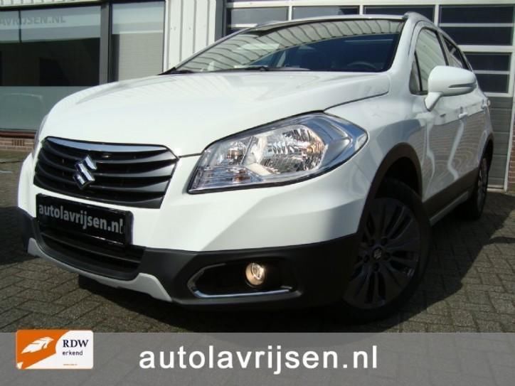 Suzuki SX4 S-CROSS EXCLUSIVE AUTOMAAT PANORAMADAK PARELMOER 