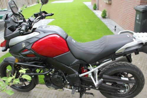 Suzuki V-Strom 1000 2014 NIEUWSTAAT Rood.