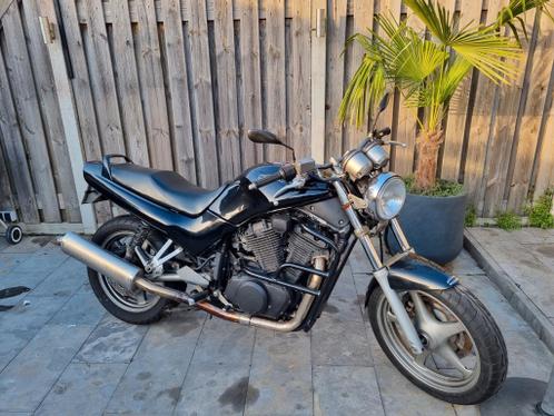 Suzuki VX800 mag weg voor 750,-