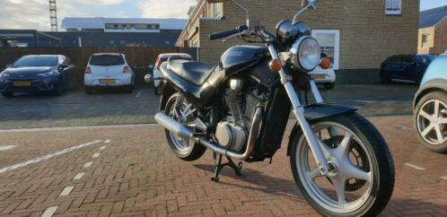 Suzuki VX800 motorfiets in goede staat