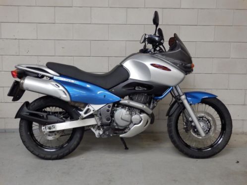 SUZUKI XF 650 FREEWIND 1998 22868 km. Ongelofelijk Mooi 