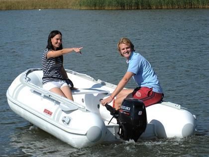 Suzumar 320incl 6 pk nieuw bij avr watersport 