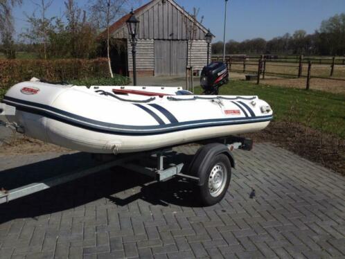 Suzumar 3.2m rubberboot met 6pk Suzuki 4t motor en trailer.