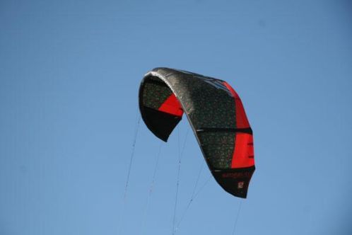 switchblade 12m 2011 overjarig gekocht.