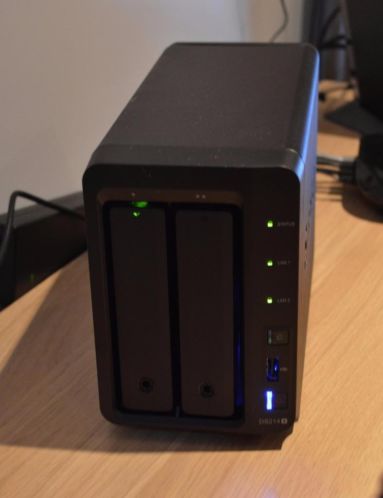 Synology DS214