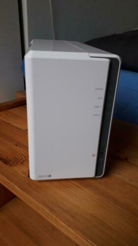 Synology DS215j