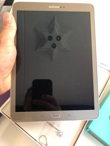 Tab S2 64gb nog garantie book cover en Logitech multi devic