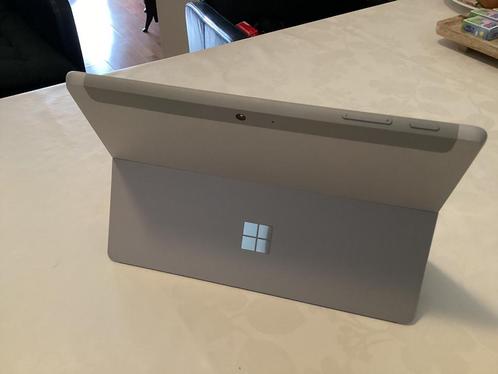 Tablet Microsoft surface go 3 64 GB