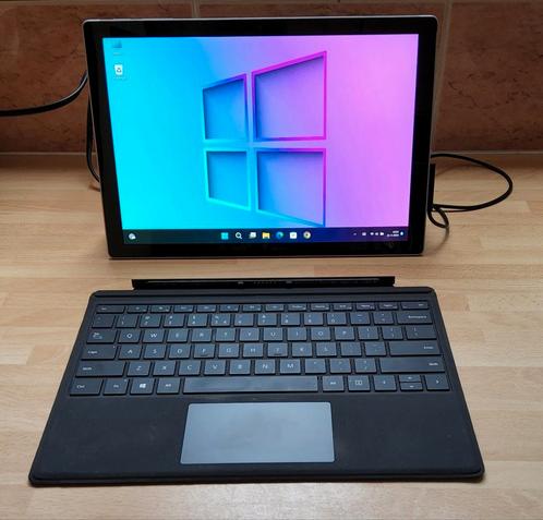 Tablet Surface pro met GRATIS LED toetsenbord