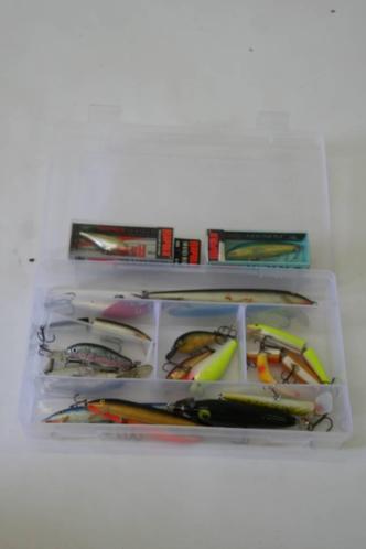 Tacklebox met 20 rapala pluggen