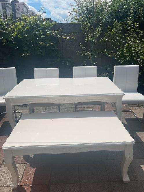 Tafel set met stoelen