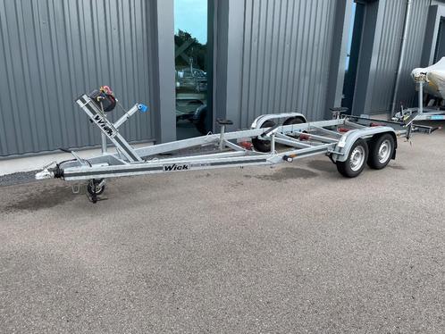 Tandemastrailer Wick 2600 kg bruto laadvermogen