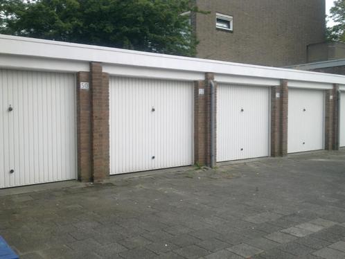 Te huur droge garagebox met elektravoorziening in Rotterdam