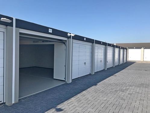 Te huur dubbele garageboxbedrijfsruimte in Waalwijk