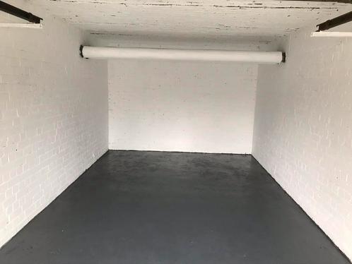 Te huur extra grote en verwarmde garagebox Utrecht