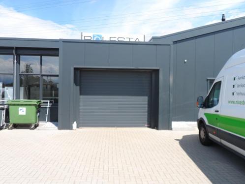 TE HUUR GARAGE 50m2