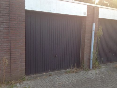 Te huur garage stalling opslag centrum Breda 