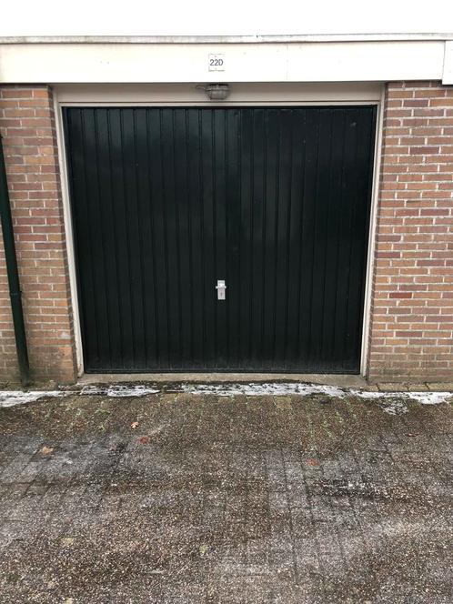 Te huur garagebox in Middenmeer