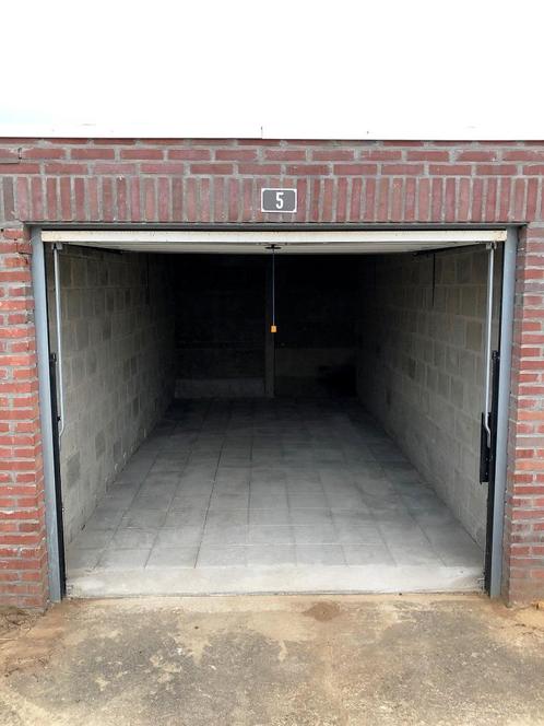 Te huur Garagebox in Roermond aan de Zandbergstraat