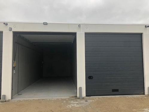 TE HUUR Garagebox  Stalling in Hellevoetsluis