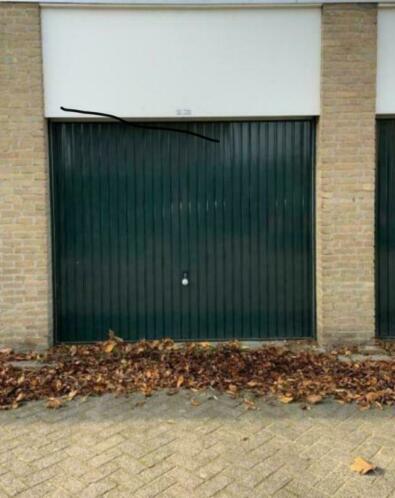 Te huur gevraagd garagebox omgeving Deventer