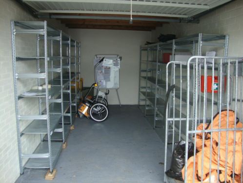 te HUUR  KOOP  garagebox omg. Amsterdam  Utrecht chalet 