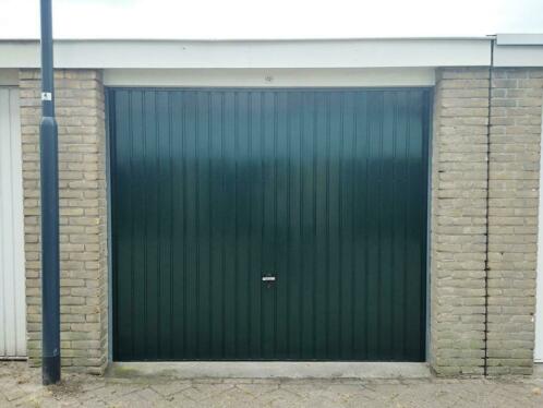 Te huur nette garagebox 18m2 in Oosterhout