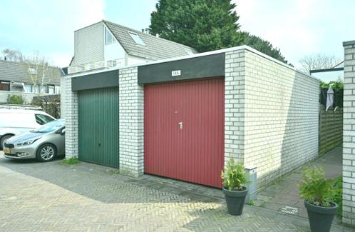 Te huur Nette ruime garagebox te te Wassenaar