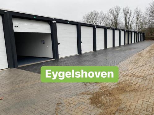 Te huur of te koop garage box XL (9 x 3 x 3m) met zijdeur