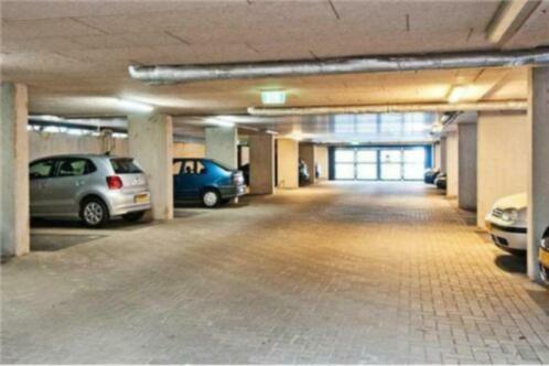 Te huur parkeerplaats Amsterdam West N.S. Lelylaan (1065 DB)