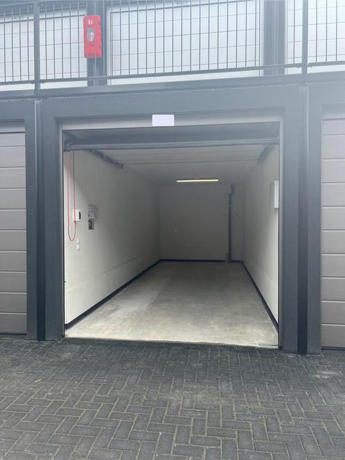 Te huurkoop garagebox bedrijfsruimte Nieuwegein