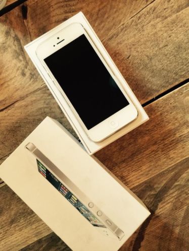 Te koop 1 week oude iphone 5 64 GB wit