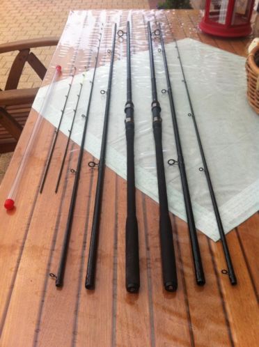 Te koop 2 FEEDERS DAIWA Power Mesh nieuw