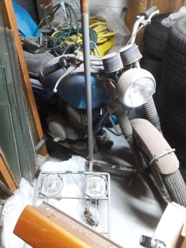 Te Koop 2x Suzuki T500 T 500 in onderdelen Titan