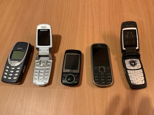 TE KOOP 3 SAMSUNG EN 2 NOKIA MOBIELTJES