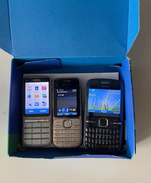 Te koop 3X Nokia C2 ampC3-00 en Nokia C3-01 touch and type