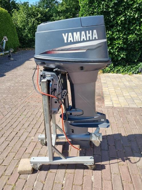 Te koop 40 pk Yamaha 2 takt