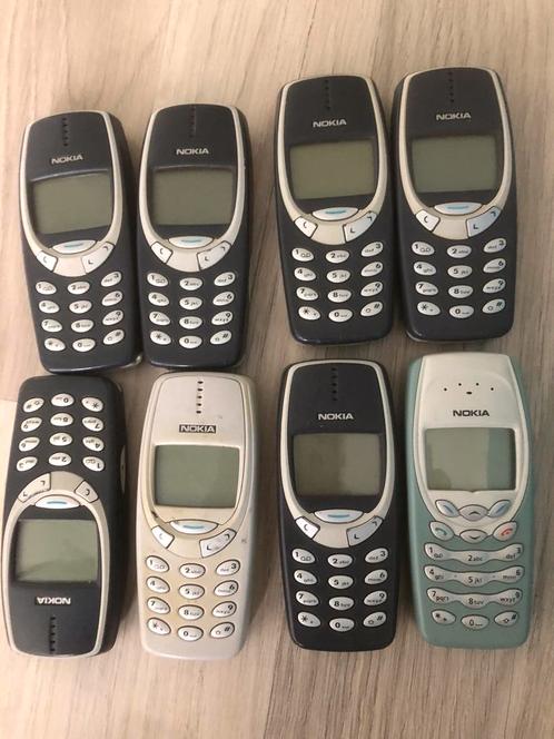 Te koop 8 Nokia 7 3310 en 1 3410