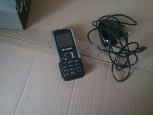 Te koop aangeboden een Samsung E1120