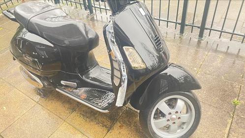 Te koop aangeboden vespa scooter