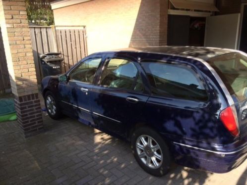 Te koop alle onderdelen voor Lancia Lybra SW 2.0 5V bj.2000