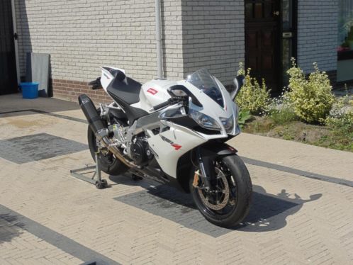 Te koop aprilia rsv4