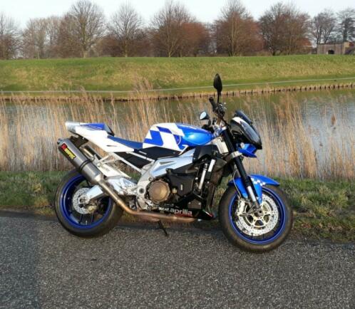 Te koop aprilia tuono nieuwstaat.