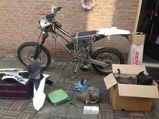 te koop bmw G450x in onderdelen met kenteken 