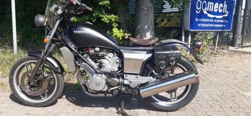 Te koop bobber op basis van Yamaha xz 550 .