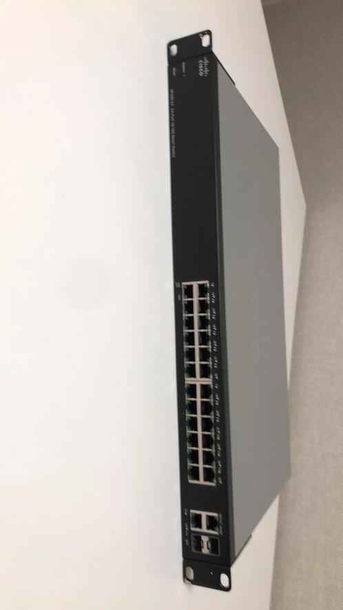 Te koop Cisco netwerk switch 24 poorts