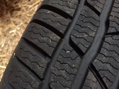 Te Koop Continental Winterbanden met Velgen voor B klasse 