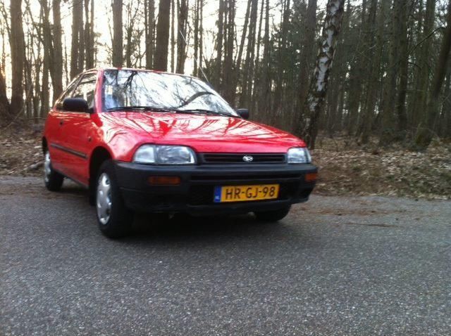 Te koop Daihatsu Charade 1.3 I 16V vol jaar Apk