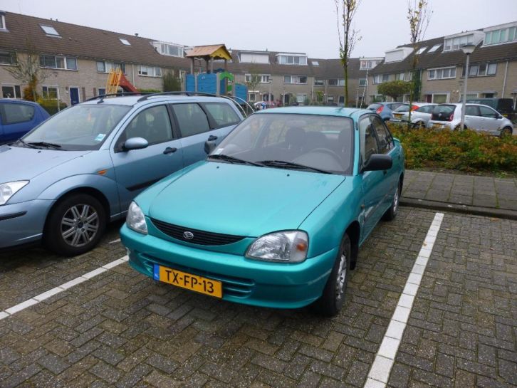 Te koop Daihatsu Valera 1.5 I 16V AUT 1998 Groen