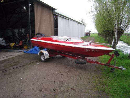 Te koop Dateline speedboot met 40 pk bb. motor